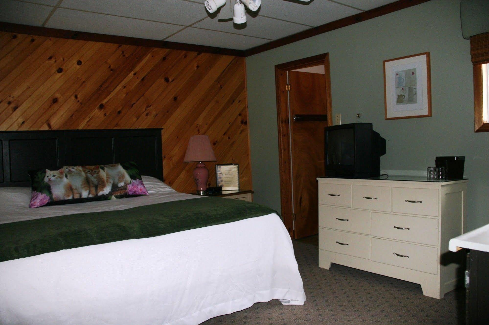 Beachwood Resort Deer Bay Exterior foto